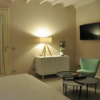 Bed & Breakfast Miss. Elisabeth Maranello